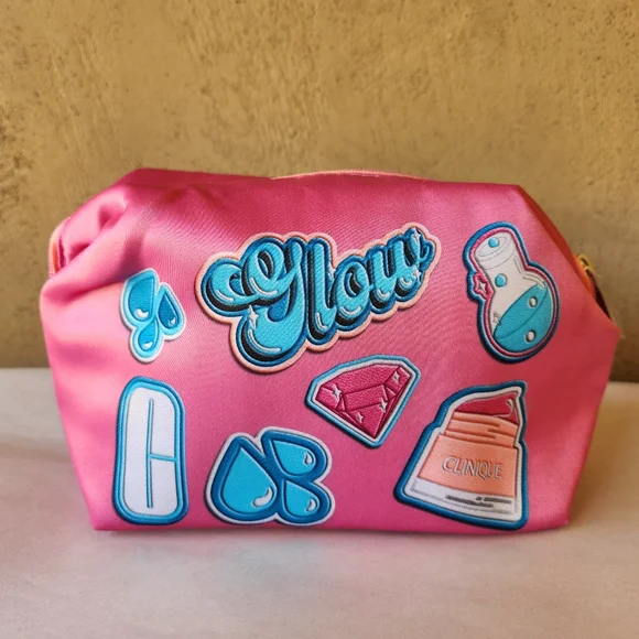 Pink Clinique Cosmetic Bag with Fun Patches - Picture 4 of 6